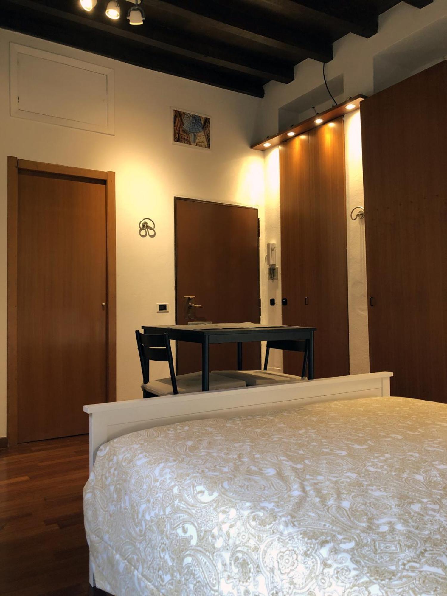 Brera Vip Spotlight - Brera - Duomo - Castello Sforzesco - Lanza Metro M2 Apartment Milan Luaran gambar